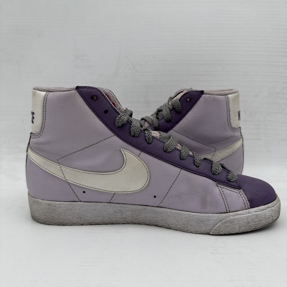 Nike Blazer High 317808-511 Women Purple/White Athletic Sneaker 2009 Size US 9 - Picture 2 of 16